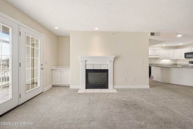 8500 Atrium Dr 201, Louisville, KY 40220