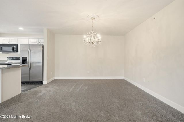 8500 Atrium Dr 201, Louisville, KY 40220