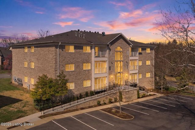 8500 Atrium Dr 201, Louisville, KY 40220