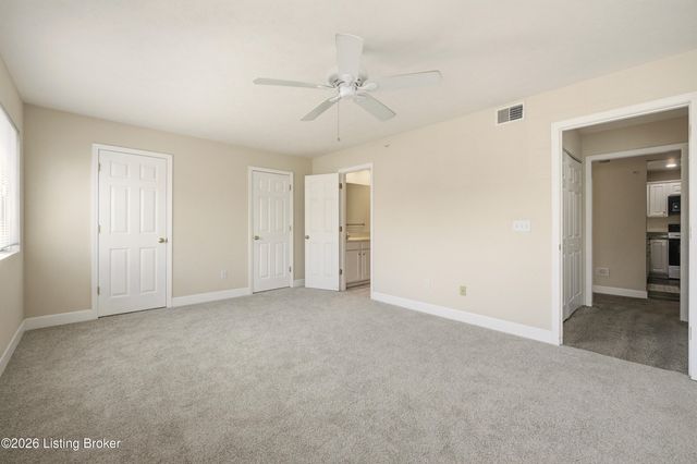 8500 Atrium Dr 201, Louisville, KY 40220