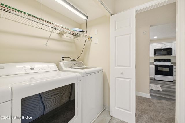 8500 Atrium Dr 201, Louisville, KY 40220