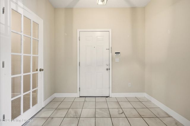 8500 Atrium Dr 201, Louisville, KY 40220