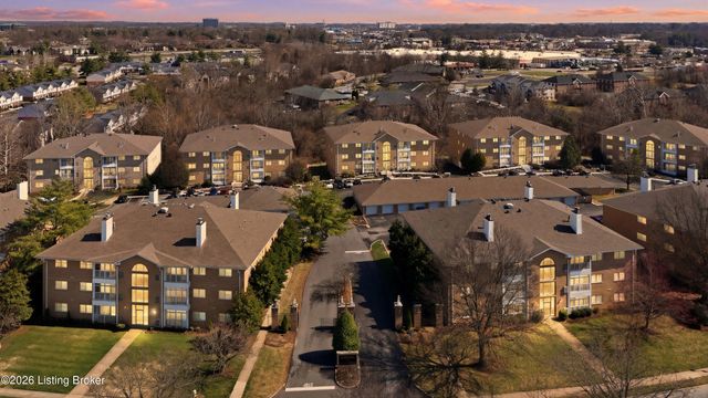 8500 Atrium Dr 201, Louisville, KY 40220