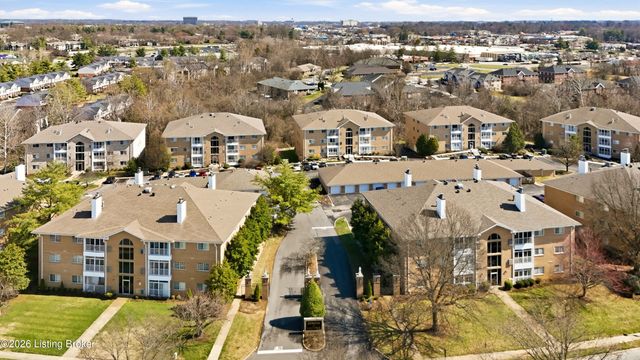 8500 Atrium Dr 201, Louisville, KY 40220