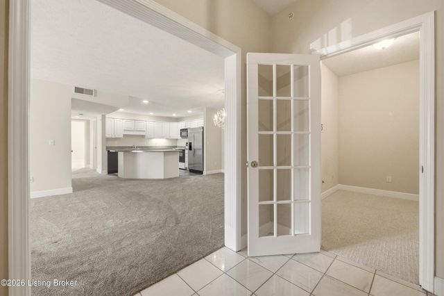 8500 Atrium Dr 201, Louisville, KY 40220