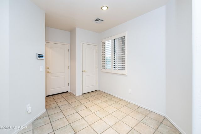 303 E Camino Lomas, Tucson, AZ 85704