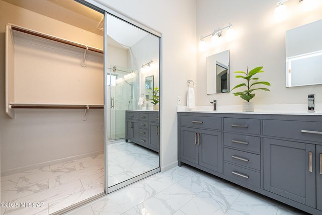 303 E Camino Lomas, Tucson, AZ 85704