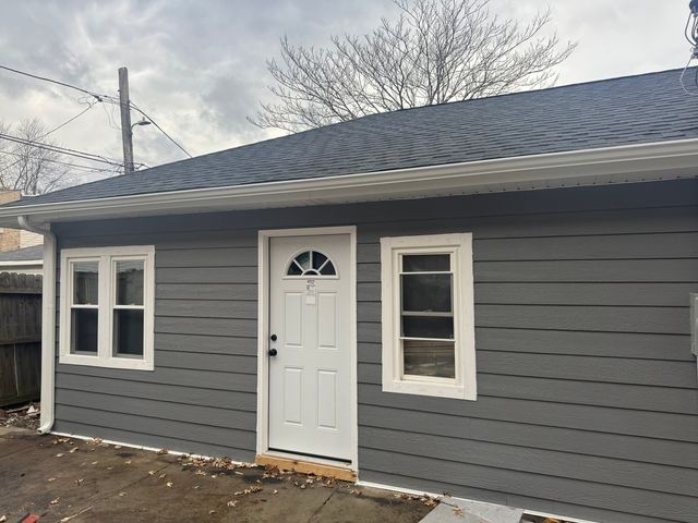 1243 W 98th Street, Chicago, IL 60643