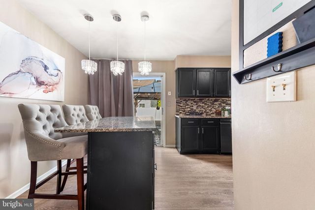 37 WESLEY LN, Burlington, NJ 08016