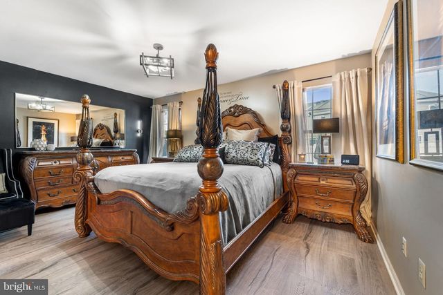37 WESLEY LN, Burlington, NJ 08016