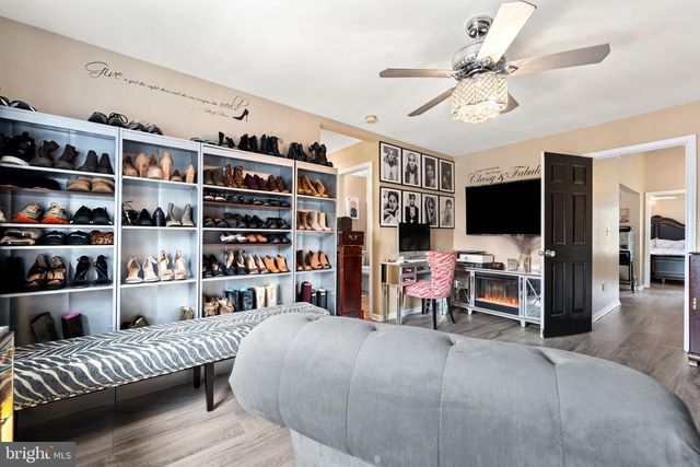 37 WESLEY LN, Burlington, NJ 08016