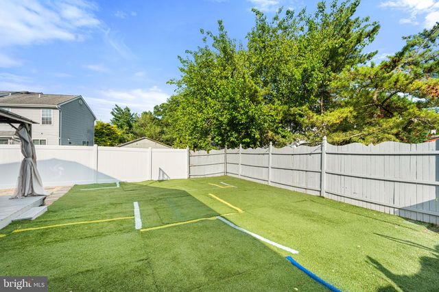 37 WESLEY LN, Burlington, NJ 08016
