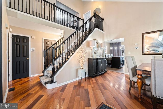 37 WESLEY LN, Burlington, NJ 08016