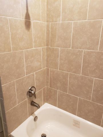 319 Johnson Street B, Pasadena, TX 77506