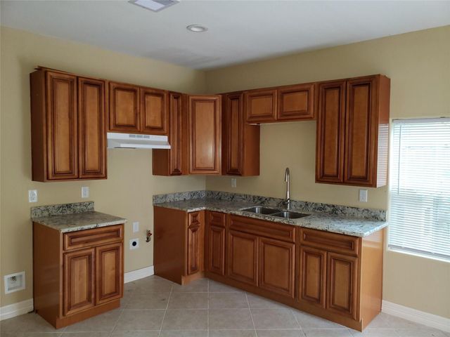 319 Johnson Street B, Pasadena, TX 77506