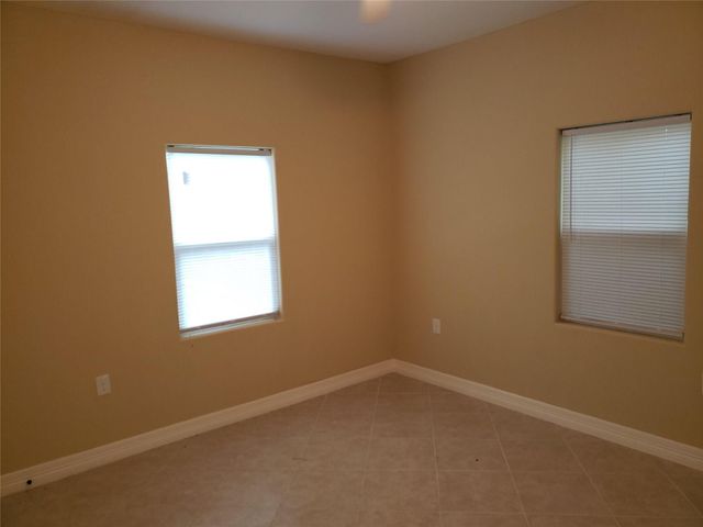 319 Johnson Street B, Pasadena, TX 77506
