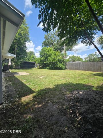 506 Cambridge Circle, South Daytona, FL 32119