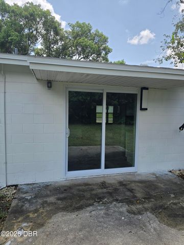 506 Cambridge Circle, South Daytona, FL 32119
