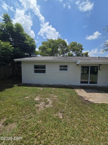 506 Cambridge Circle, South Daytona, FL 32119