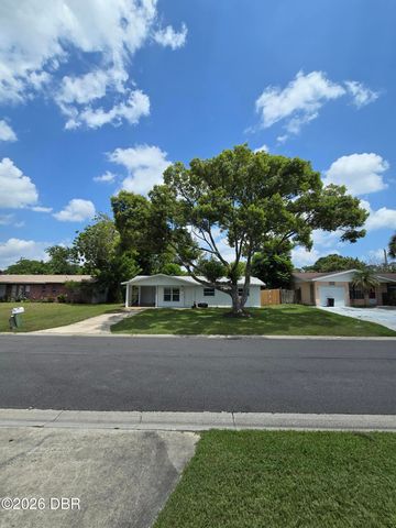 506 Cambridge Circle, South Daytona, FL 32119