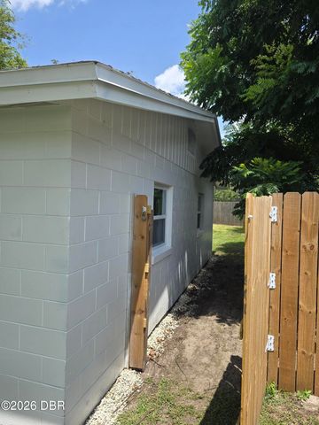 506 Cambridge Circle, South Daytona, FL 32119
