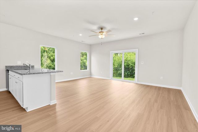 8125 BARTHOLOMEW CT, Baltimore, MD 21206