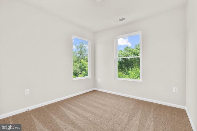 8125 BARTHOLOMEW CT, Baltimore, MD 21206