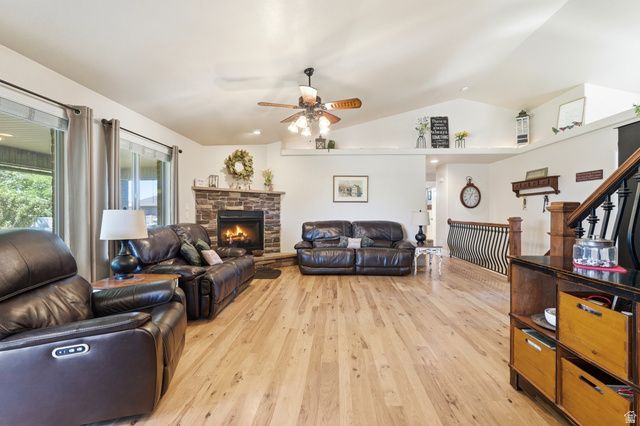 1477 N 1575 W, Clinton, UT 84015