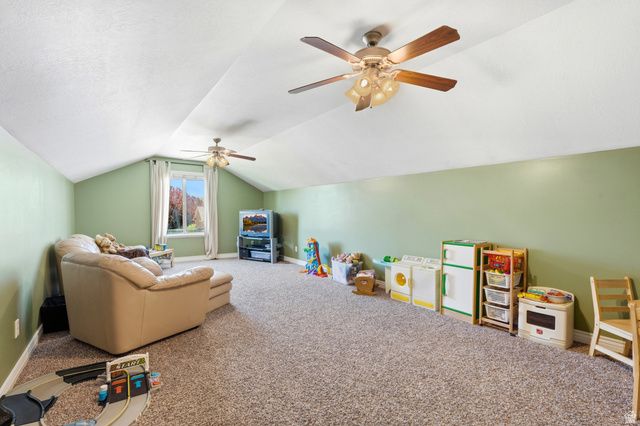 1477 N 1575 W, Clinton, UT 84015