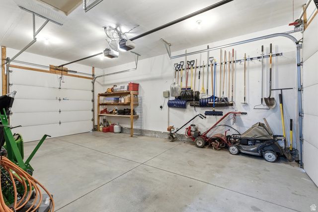 1477 N 1575 W, Clinton, UT 84015
