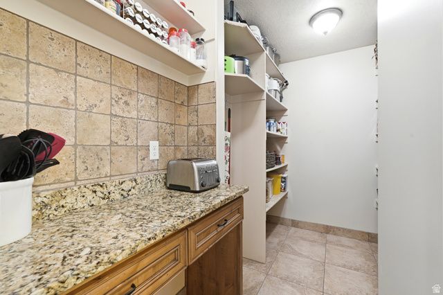 1477 N 1575 W, Clinton, UT 84015
