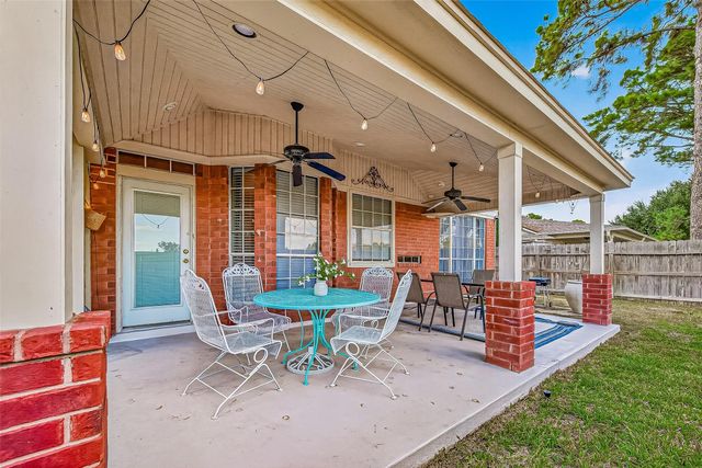 7406 Pleasant Ridge Drive, Houston, TX 77095