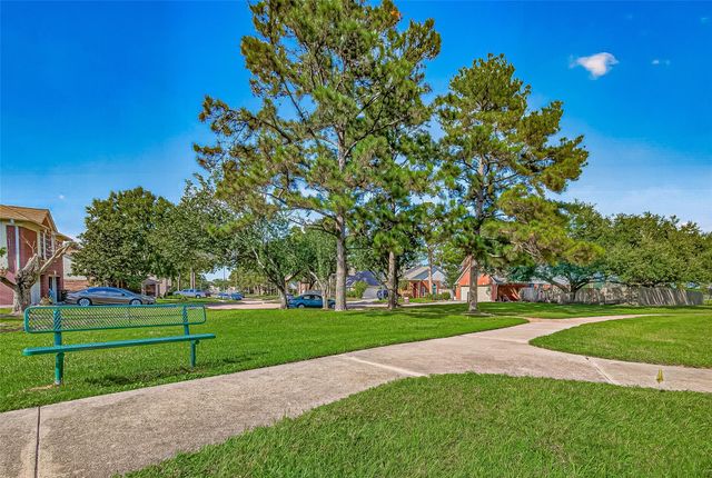 7406 Pleasant Ridge Drive, Houston, TX 77095