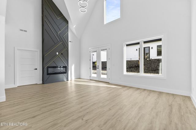 2332 Sydney Court, Morristown, TN 37814