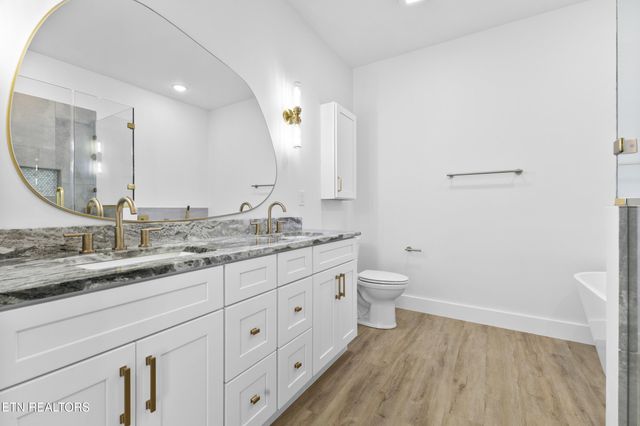 2332 Sydney Court, Morristown, TN 37814