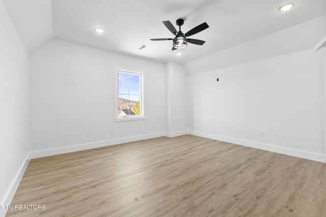 2332 Sydney Court, Morristown, TN 37814