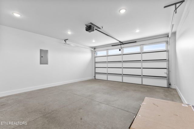 2332 Sydney Court, Morristown, TN 37814