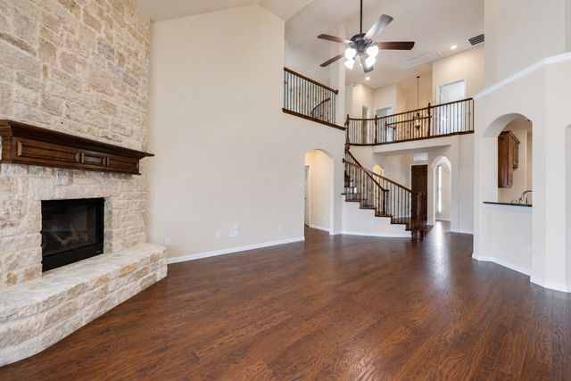 9828 Milkweed Lane, Fort Worth, TX 76177