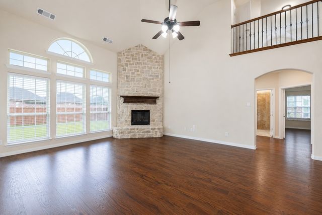 9828 Milkweed Lane, Fort Worth, TX 76177