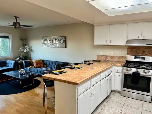 15654 Hillview Lane 18, Granada Hills, CA 91344