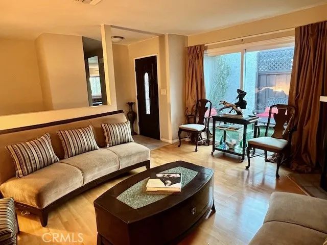 15654 Hillview Lane 18, Granada Hills, CA 91344