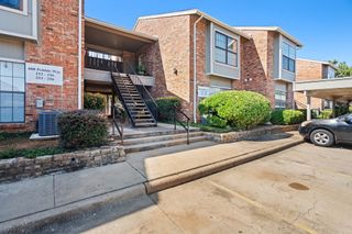 404 Pebble Way 157, Arlington, TX 76006