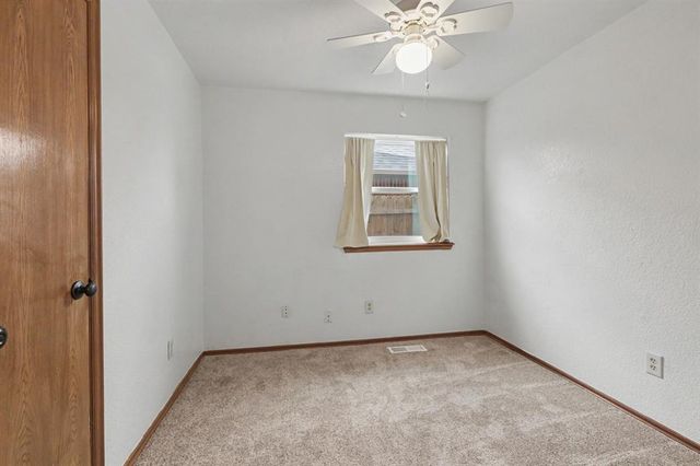 9301 Buttonwood Avenue, Moore, OK 73160