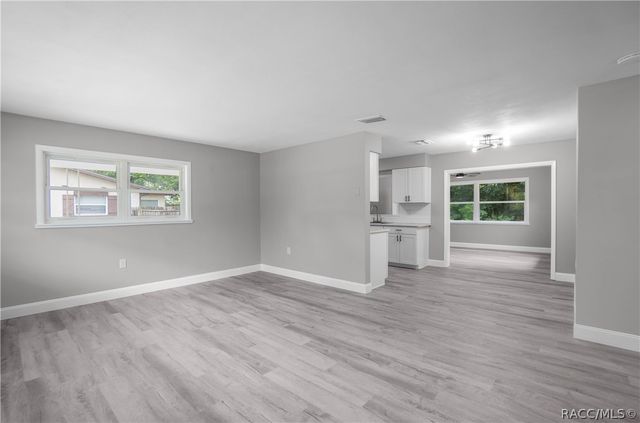 8 S Osceola Street, Beverly Hills, FL 34465