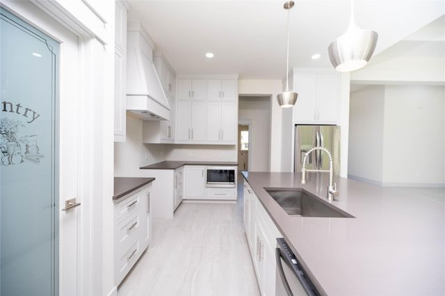 84 Road 662, Dayton, TX 77535