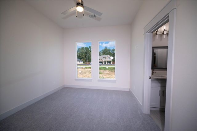 84 Road 662, Dayton, TX 77535