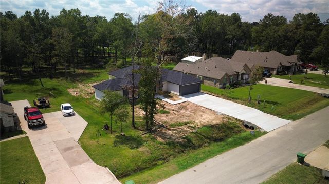 84 Road 662, Dayton, TX 77535