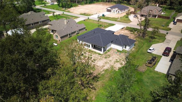 84 Road 662, Dayton, TX 77535