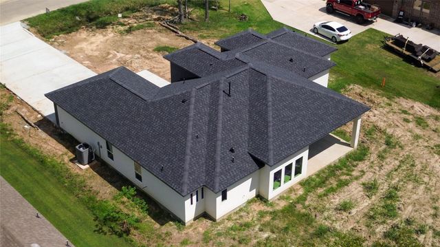 84 Road 662, Dayton, TX 77535