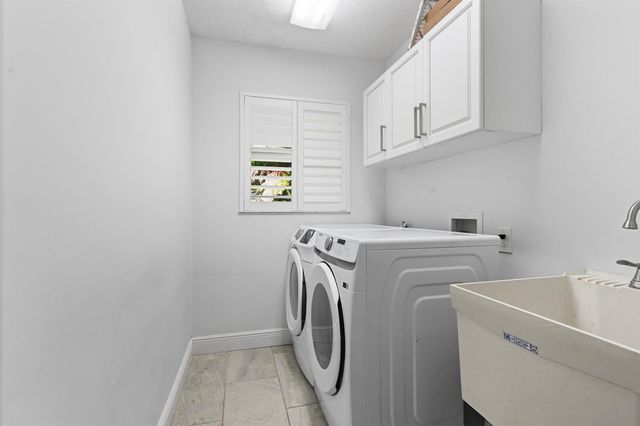 1250 SW Carl Metz Lane, Palm City, FL 34990